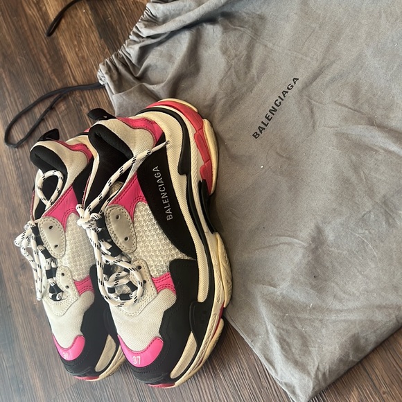 Balanciaga sneakers - Picture 2 of 2